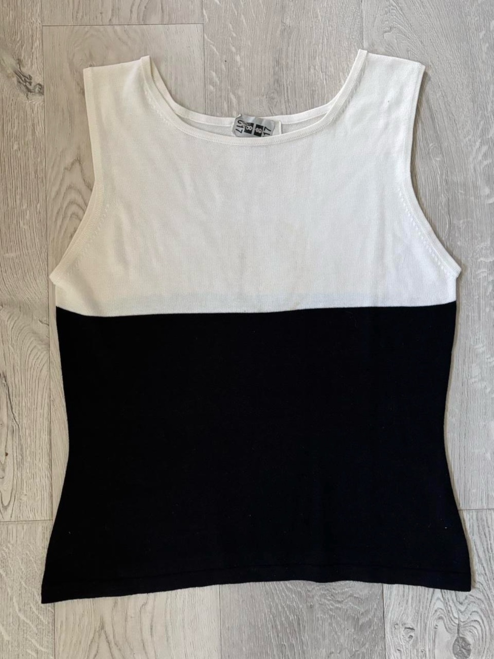 PETITE SOPHISTICATE TOP